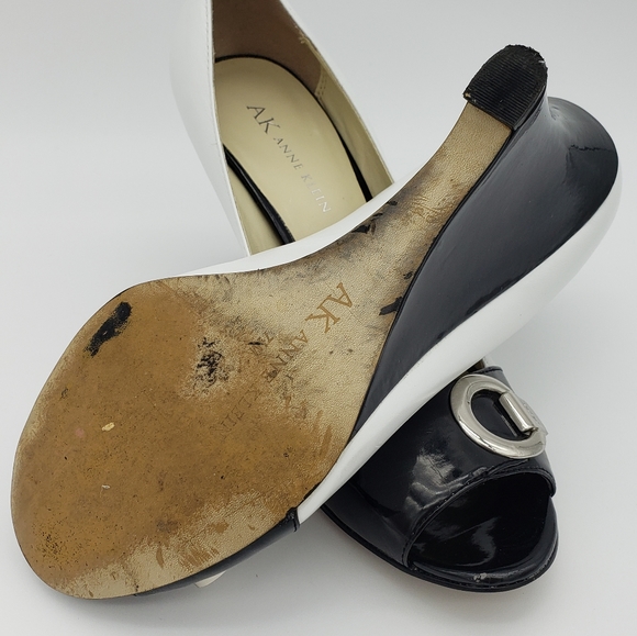 Anne Klein wedge type heels sz 7.5 - Picture 7 of 14